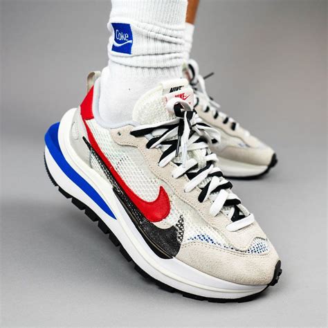 Nike Sacai waffle release date